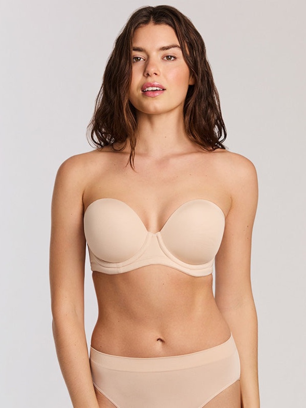 Wacoal Red Carpet Strapless Underwire Bra Size 38B Sand Nude Grip
